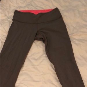 Reversible Lululemon Wunder Under Crops